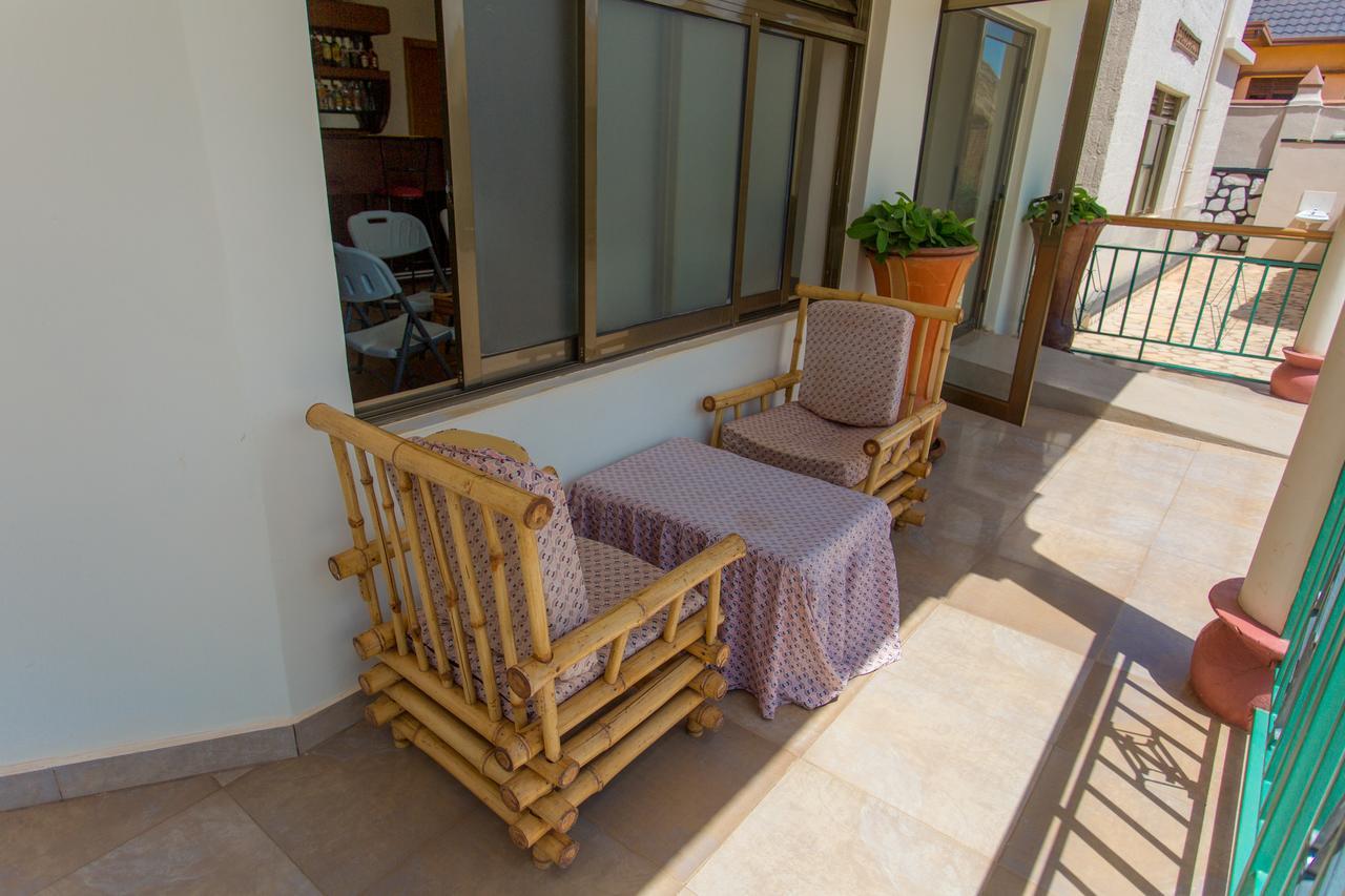 Auberge Saint Jean Leopold Kigali Exterior foto